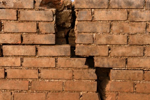 Broken Brick Repair in Wentzville