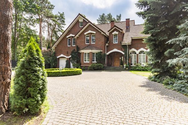 Driveway Brick Repair in Wentzville