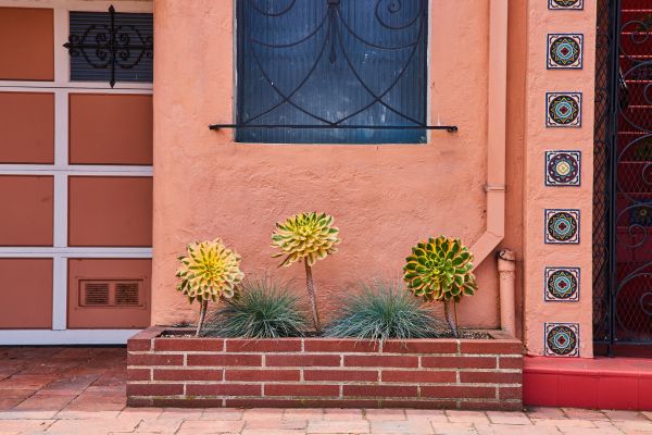Brick Planter Installation in Wentzville
